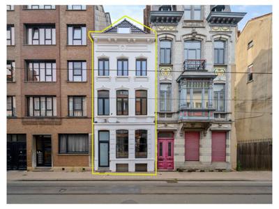 Gerenoveerd statig herenhuis in het centrum van Gent