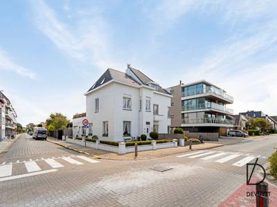 HEEL GEZELLIGE HOEKWONING MET ZUIDGERICHT ZONNETERRAS EN ...