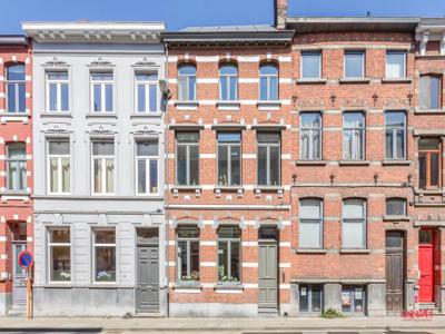 Instapklare prachtige herenwoning nabij Gent centrum