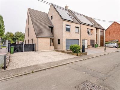 VERKOCHT BIJ EERSTE BEZOEK! HOB met WESTgerichte tuin +