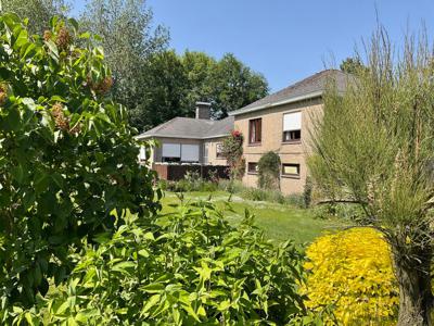 Villa in residentiële wijk in Zwijnaarde