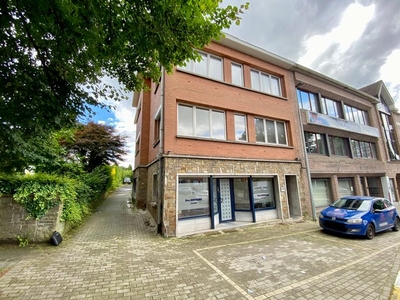 Centrum Dilbeek, comfortabel/gerenoveerd 2-kamer appartement