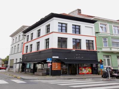 Centraal aan de Vrijdagmarkt gelegen appartement