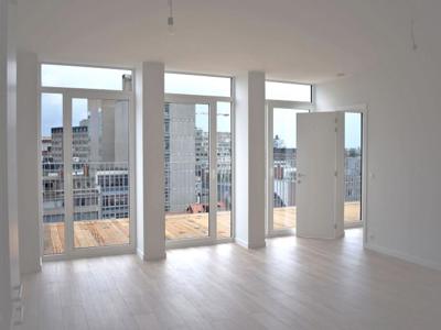 Exclusieve penthouse met ruim terras in hartje Antwerpen!