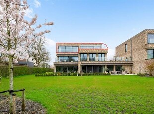 Exclusieve penthouse van 237 m² met 2 riante terrassen en zi