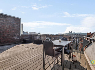 ** IN OPTIE ** penthouse met ruim terras en fietsenstalling in centrum Vilvoorde