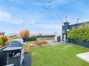 Energiezuinige penthouse met prachtig dakterras op de Italië