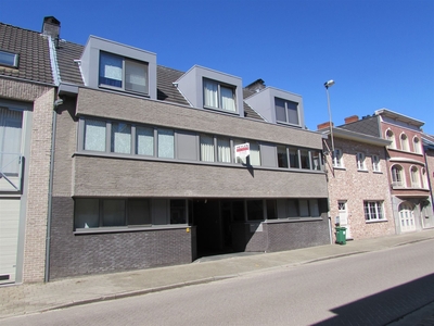 Duplex appartement met ruim terras en garage