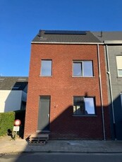 ERPE - NIEUWBOUW BEN-woning in de dorpskern.