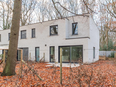 Nieuwbouwwoning in het groen te huur