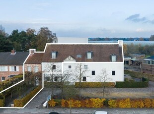 Luxueus triplex penthouse van ca. 335m² met dubbele garage