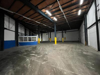 Warehouse for rent of +/- 650 m² with an office of +/- 30 m²