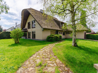 Karaktervolle villa op TOPlocatie in St-Denijs-Westrem