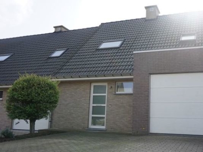 Gezinswoning met 3 slaapkamers en vlotte bereikbaarheid