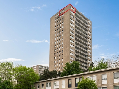 Studio op een toplocatie met panoramisch uitzicht!