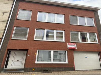 4 gevel woning volledig gerenoveerd