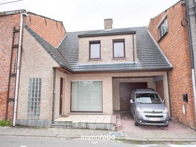 Aangename gezinwoning te Oeselgem