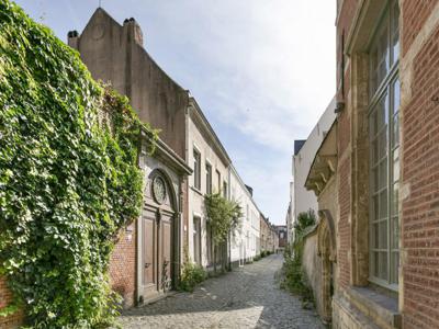 Begijnhofwoning te MECHELEN