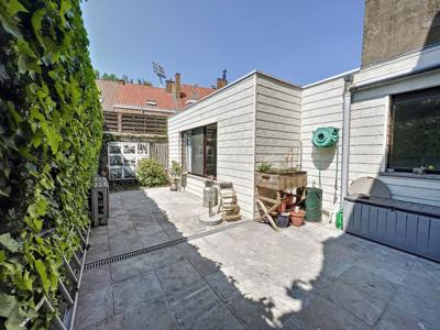 Gelijkvloers appartement met patio, garage inclusief! Verko