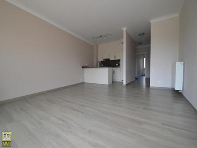 Knap recent gerenoveerd appartement met 2 slaapkamers in cen