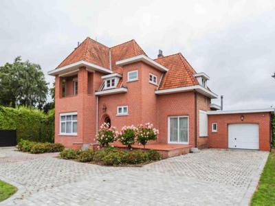 VILLA MET GROTE TUIN