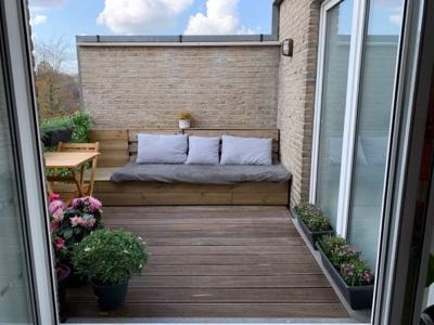 ZONNIG DAKAPPARTEMENT met terras in Residentie 't Haantje