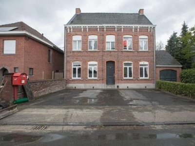 LOT 1 : CHARMEVOLLE WONING MET TUIN