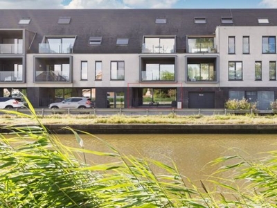 Prachtig woonappartement met zicht op het kanaal!