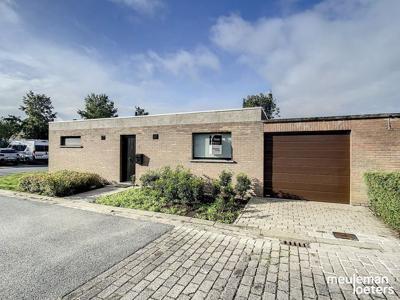 Rustig gelegen bungalow met garage