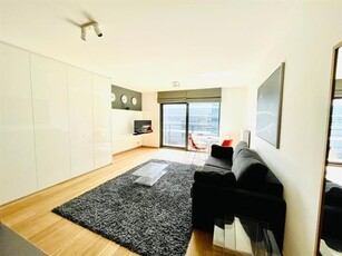 DELTA : Furnished studio with terrace