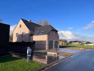 SCHITTERENDE VILLA: LUXE & COMFORT met ZONNEPANELEN!