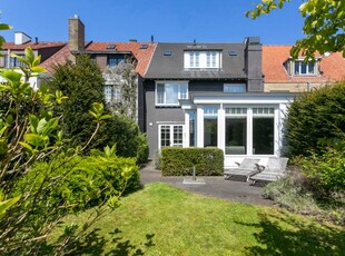 Charmante woning in het oude Knokke, nabij het Zoute