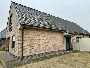 Te huur in Opwijk: ruime en energiezuinige villa met 4 slaa