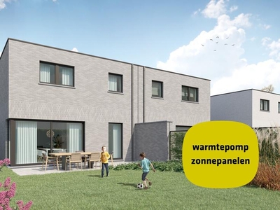 Energiezuinige, ruime halfopen bebouwing met plat dak