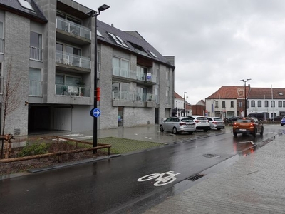 Ruim twee slaapkamer appartement in het centrum van Kuurne.