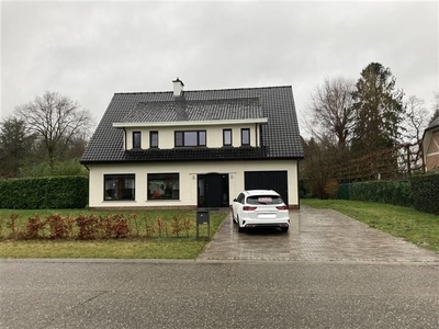 Ruime woning in residentiële wijk te Herentals