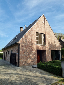 Woning van 2007 met alle comfort