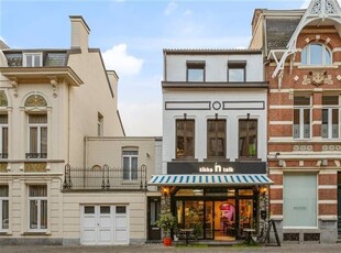 Handelspand en appartement met 8% rendement!