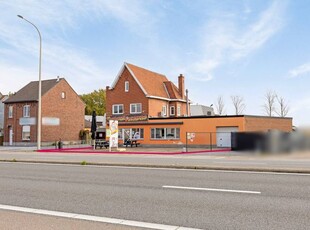 Instapklaar handelshuis op toplocatie in Dilsen te koop