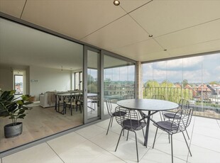 Penthouse met 3 slpk - 2badk en een geweldig terras van 90m2