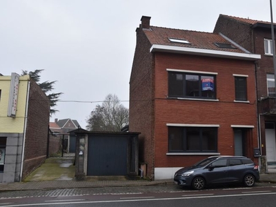 Woning met 3 ruime slaapkamers en tuin