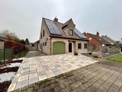 GEZELLIGE LANDELIJKE WONING