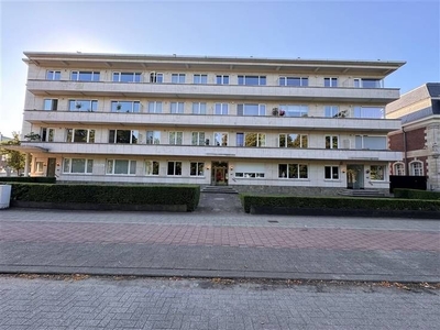 Appartement met 2 slaapkamers en garagebox.