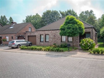 VERKOCHT ONDER VOORWAARDEN !!!Charmante laagbouwvilla met tw