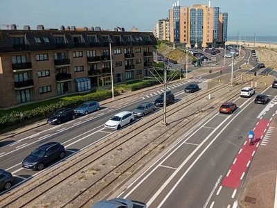 Instapklaar appartement met zuidgericht terras!