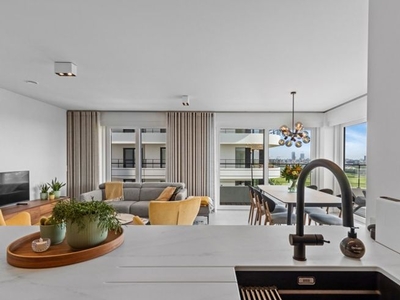 Luxe Appartement met Adembenemend Uitzicht!