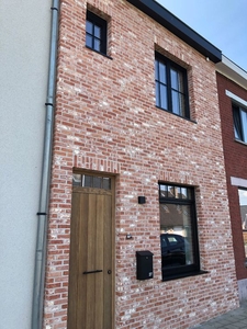 Prachtig gerenoveerde woning met 3 slaapkamers!