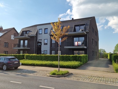 Ruim Appartement met 2 slpk, zuidgericht terras en tuin. ...