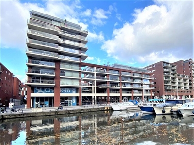 Top-appartement met prachtig uitzicht over de Vaart