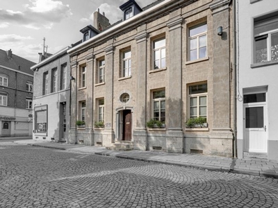 Zeldzame kans - herenhuis met tuin - Ath centrum